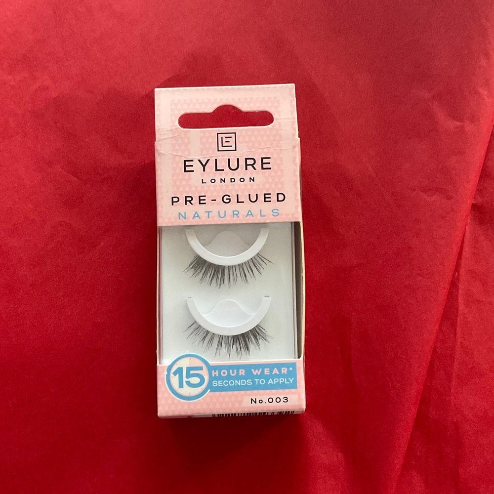 EYLURE LONDON Pre-Glued Naturals 15 Hour Wear No. 003 Eyelashes, NIB